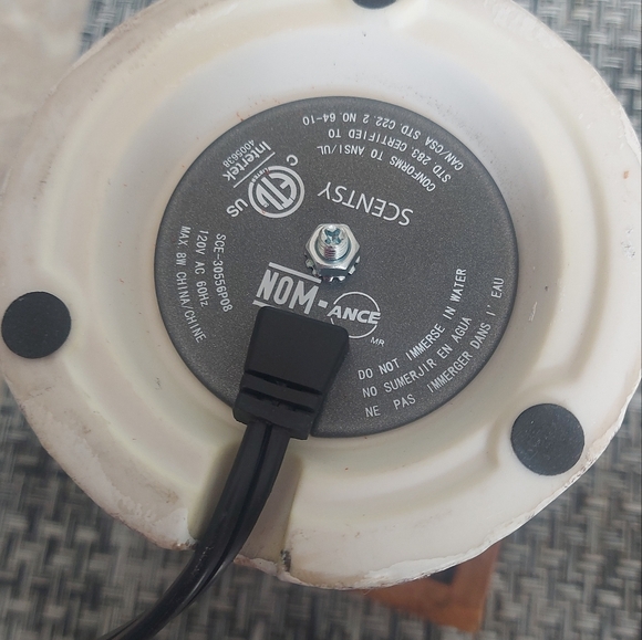 Scentsy warmer - Picture 6 of 10